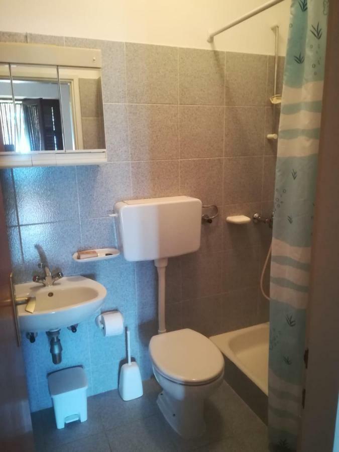 Apartmani Ujdur Omis Exterior photo