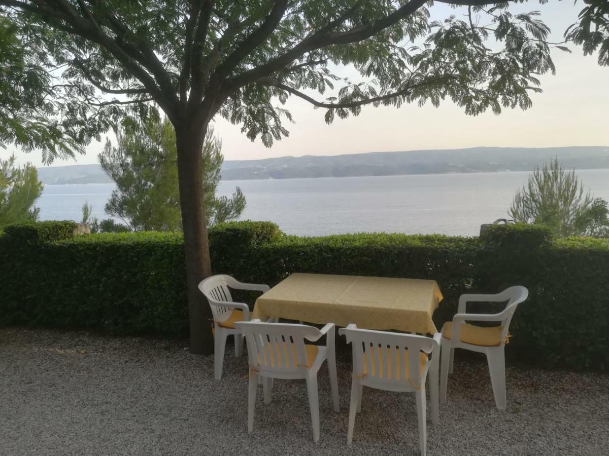 Apartmani Ujdur Omis Exterior photo