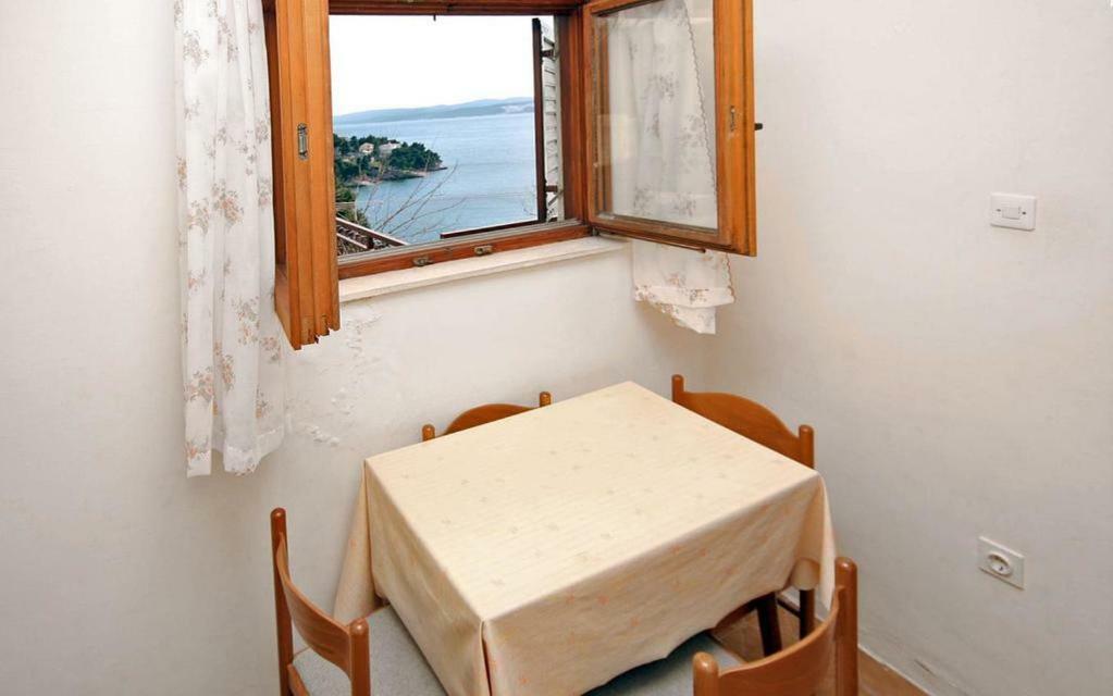 Apartmani Ujdur Omis Exterior photo