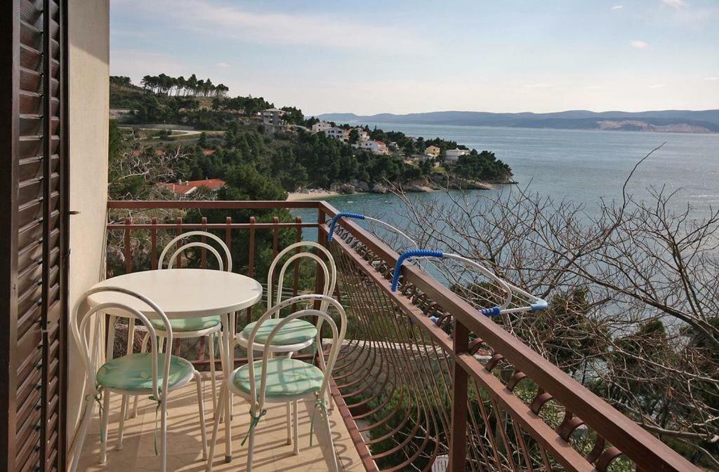 Apartmani Ujdur Omis Exterior photo